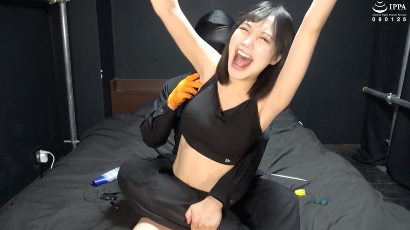 【】【くすぐり】「スポブラスパッツでバンザイ拘束！ 腋の下の超敏感化で笑いの向こう側へ！」WAKA-077琥珀やや 2❤アドア｜h_1416ad01990